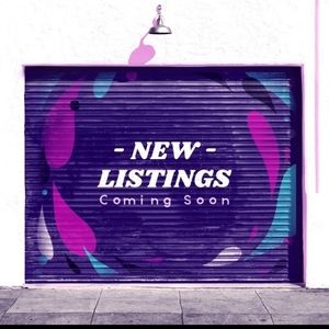 Curvy girls this week will be listing apparel sizes 14-20. Shoes and jewelry.